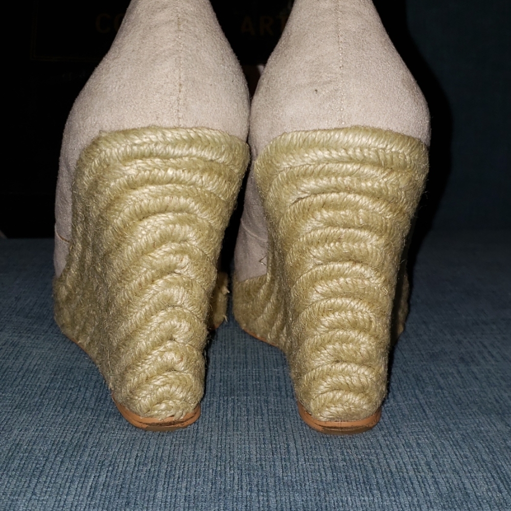 Worn Once! Colin Stuart Espadrilles - image 4